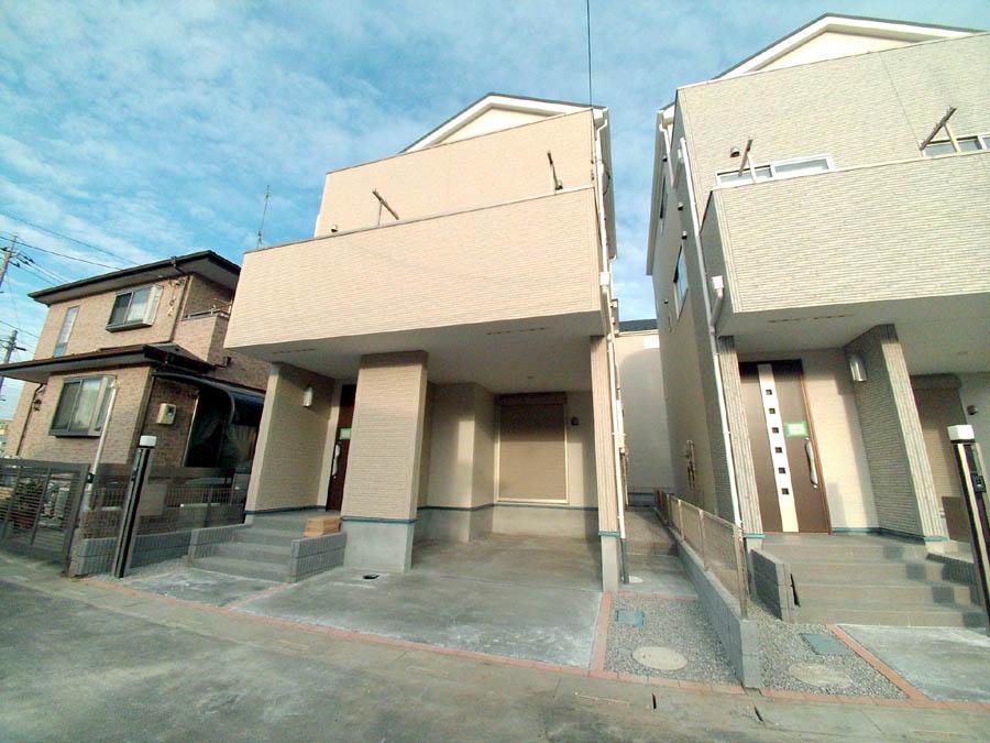 Local photos, including front road. Was building completed. Such as the actual image from per yang, We have to wait all the time so you can see directly. 