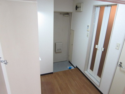 Kitchen. bus ・ Easy to live in another toilet