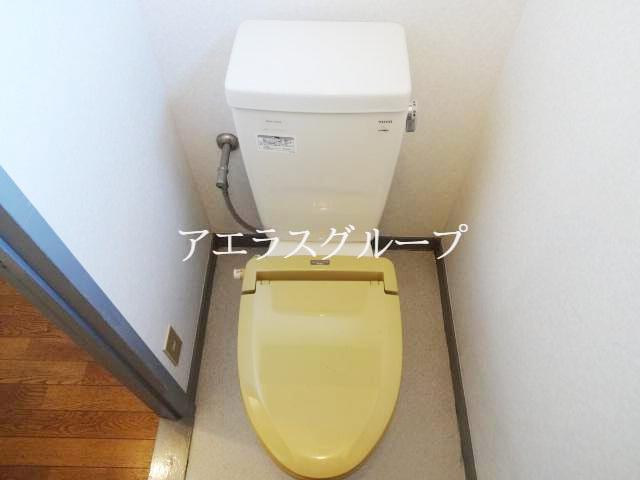 Toilet. It is a space with a calm