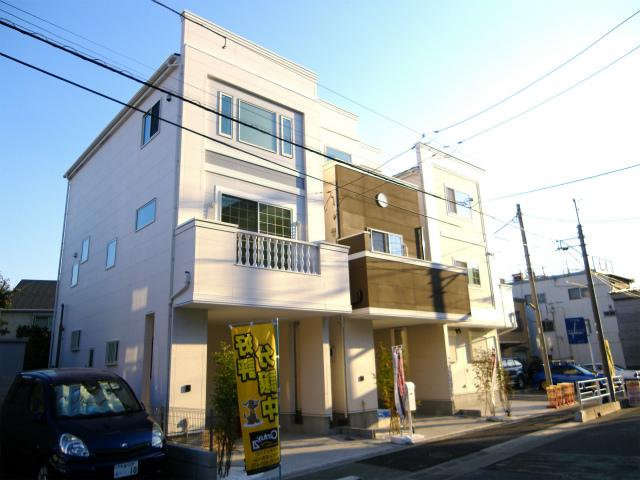 Local photos, including front road