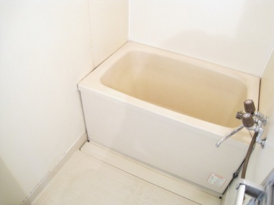 Bath. Enough bathroom breadth