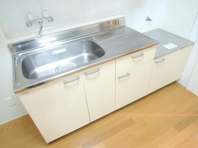 Kitchen. Loose Gasukitchin