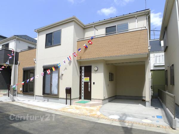 Local appearance photo. Children in safe living environment that education facilities are within walking distance! Local (April 2013) Shooting 4 Building