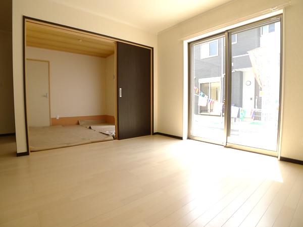 Living. LDK stuck to the open feeling and daylighting Indoor (April 2013) Shooting 4 Building