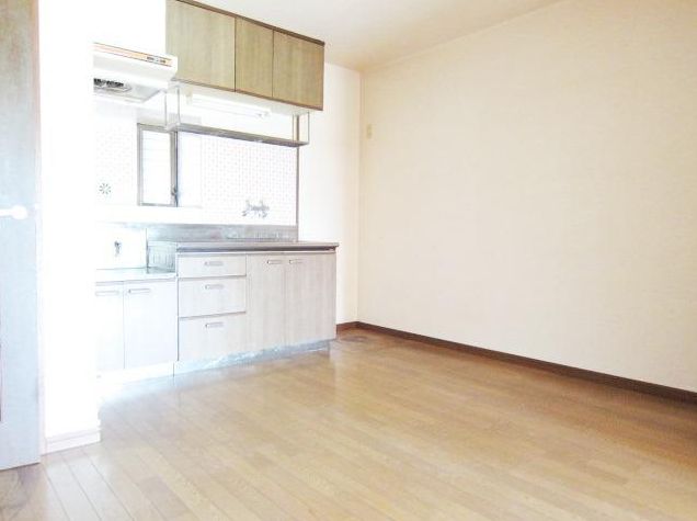 Kitchen. Separate reference is a picture