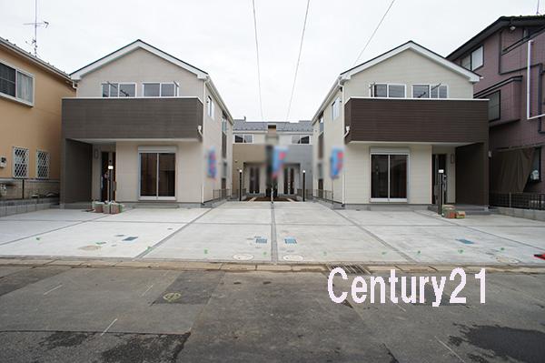 Local photos, including front road. 10 / 15 shooting