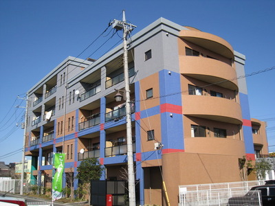 Building appearance. Auto-lock reinforced concrete apartment
