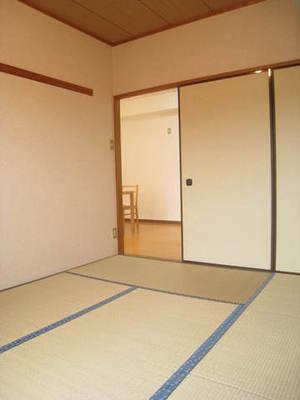 Living and room. Japanese-style room 6 quires! Please in the bedroom ・ ・ ・