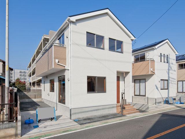 Other. ● 9 Building