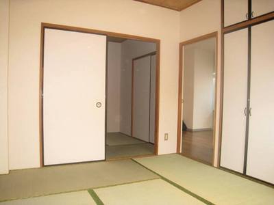 Living and room.  ☆ Japanese-style room of even small children peace of mind ☆