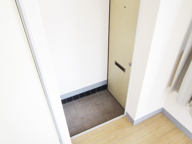 Entrance. Entrance space