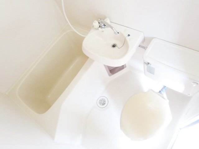 Bath. Care Ease 3-point unit