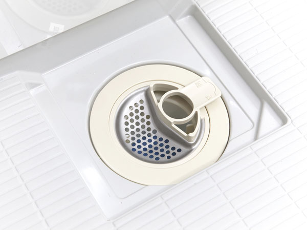 Bathing-wash room.  [Swish swish and clean the drain outlet] Easily gathered hair, Because it easy to discard shape can clean easy, Beautifully kept clean.