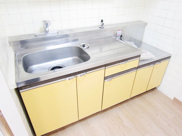 Kitchen. Separate reference is a picture