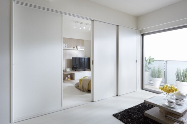 Slide Wall (Model Room B2 'type)