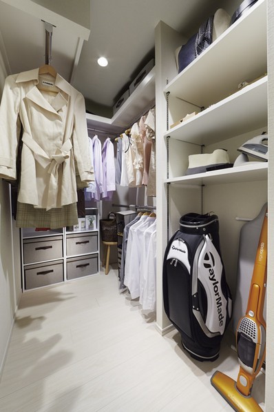 Multi-closet ※ B1 ・ B1g ・ C ・ Except for the Cg type. (Model Room B2 'type)