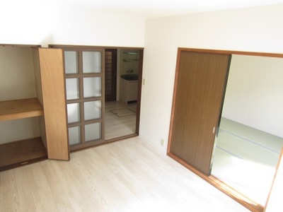 Living and room. Bright Western-style