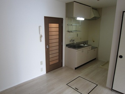 Other room space. 7.5 Pledge of dining kitchen