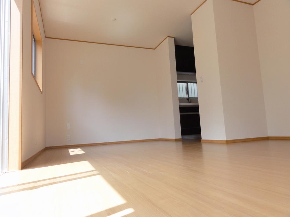 Living. South-facing bright LDK14 Pledge