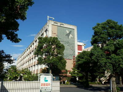 high school ・ College. Soka West High School (High School ・ NCT) to 20m