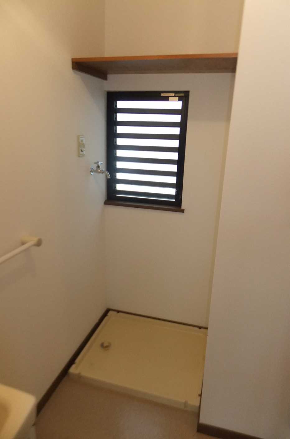 Other room space. bathroom ・ Washing machine in the room