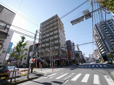 Other. 10m until the appearance (Other)