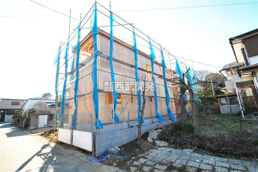 Local appearance photo. Local (12 May 2013) Shooting