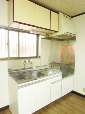 Kitchen.  ☆ Lighting with a window ・ Ventilation ◎ ☆