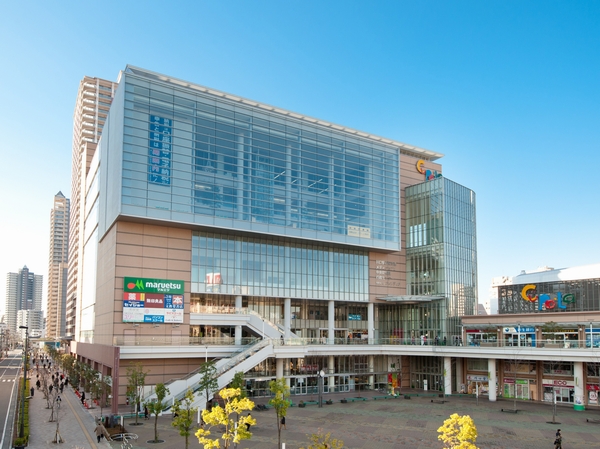 Building structure. library, Cultural facility, Kyupo of Kawaguchi Station entering and commercial facilities ・ La (7 min walk ・ About 540m)