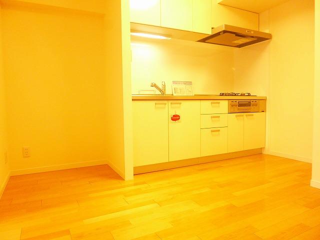 Living. dining kitchen