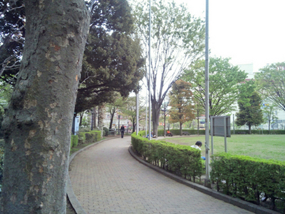 park. 350m until Kawaguchi Nishi (park)