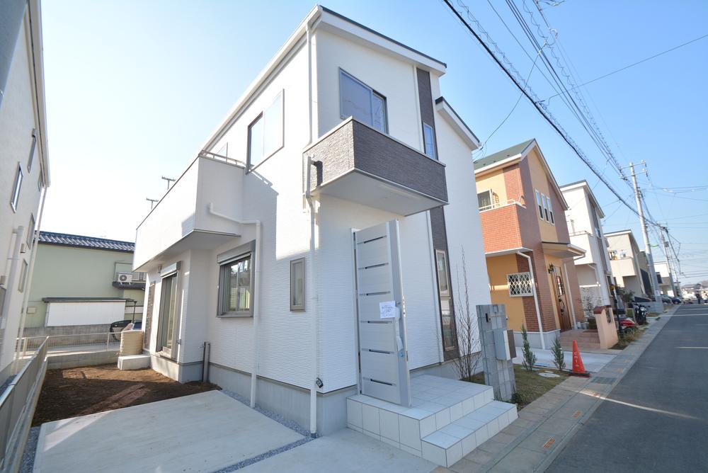 Local appearance photo. W-15 Building (December 2013) Shooting