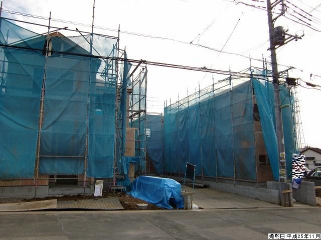 Local photos, including front road. Local (11 May 2013) Shooting