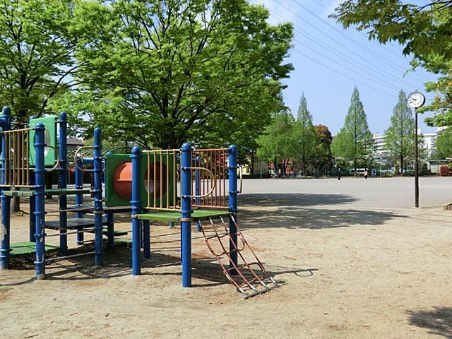 park. ◇ 1-minute walk from the Coyaba park ◇