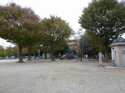 park. 130m until Kamiaoki park (park)