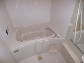 Bath. Reheating ・ With bathroom dryer function