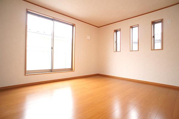 Non-living room. Western-style room 9.7 Pledge