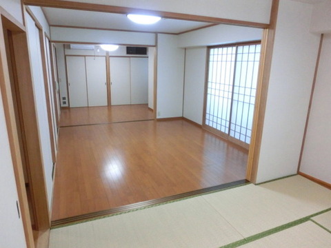 Other room space. Western style room