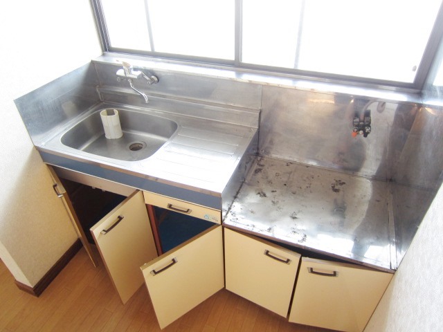 Kitchen. Gas stove installation Allowed Kitchen