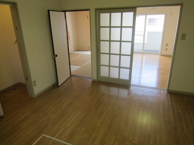 Living and room. DK which is connected with all of the rooms