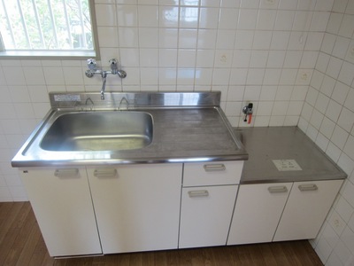 Kitchen. Bright kitchen facing the window