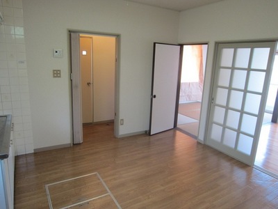 Living and room. DK which is connected with all of the rooms