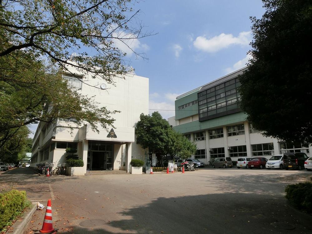 Junior high school. 1360m until Kawaguchi Tatsushiba junior high school