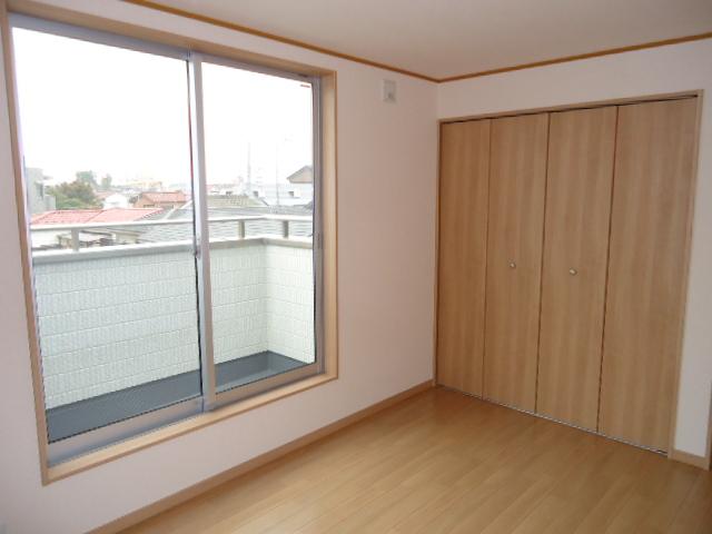 Same specifications photos (Other introspection). Same construction Western-style photo