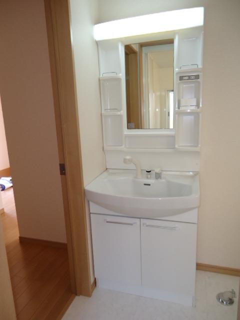 Wash basin, toilet. Same specifications vanity photo