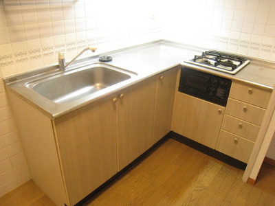 Kitchen. Easy to move system Kitchen