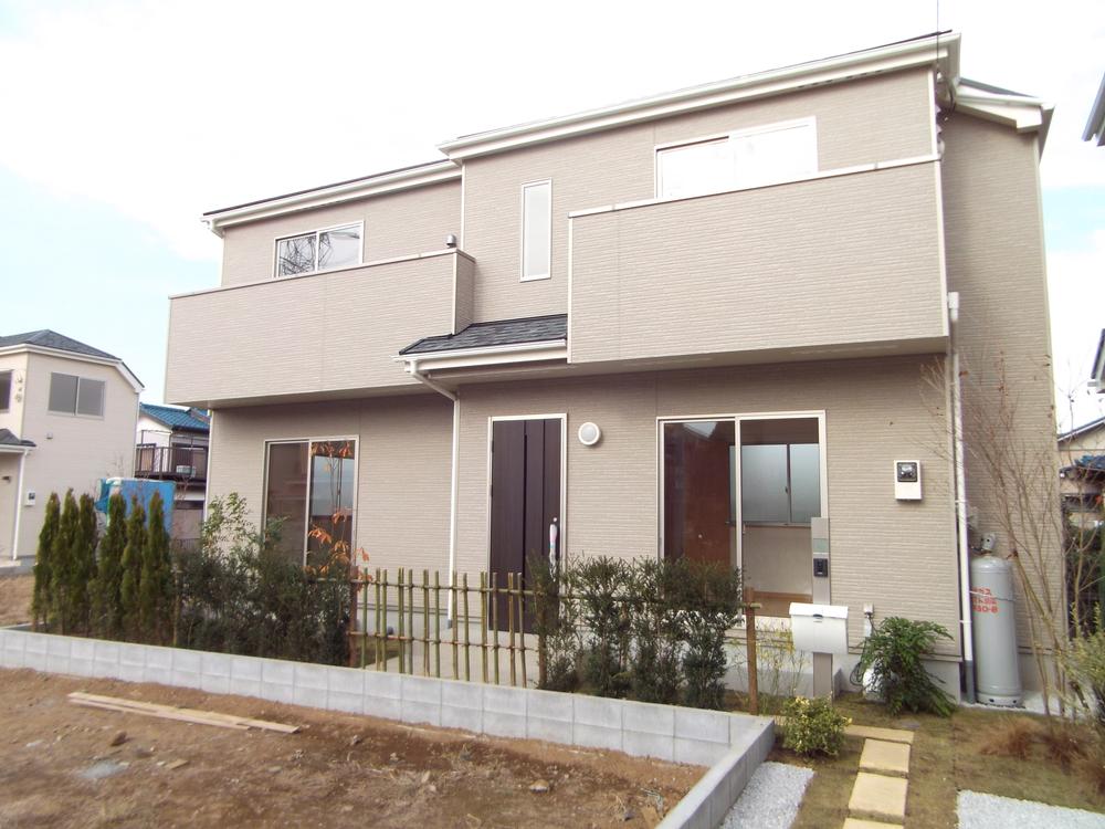 Local appearance photo. Local (November 28, 2013) Shooting Idasangyo ☆ Earthquake resistant ・ Wind performance highest grade ☆