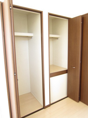 Receipt. Second floor of the storage