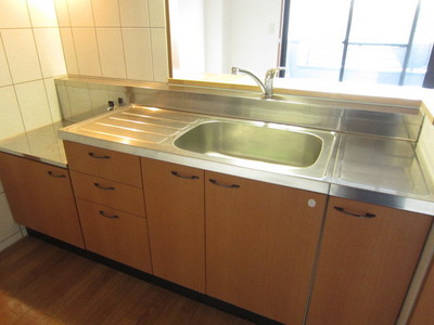 Kitchen. Storage space enough