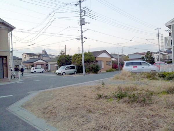 Local photos, including front road